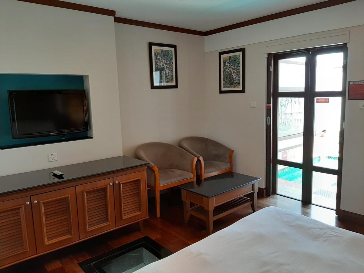 Wonderland Private Pool Villas At Port Dickson Porto Dickson Exterior foto
